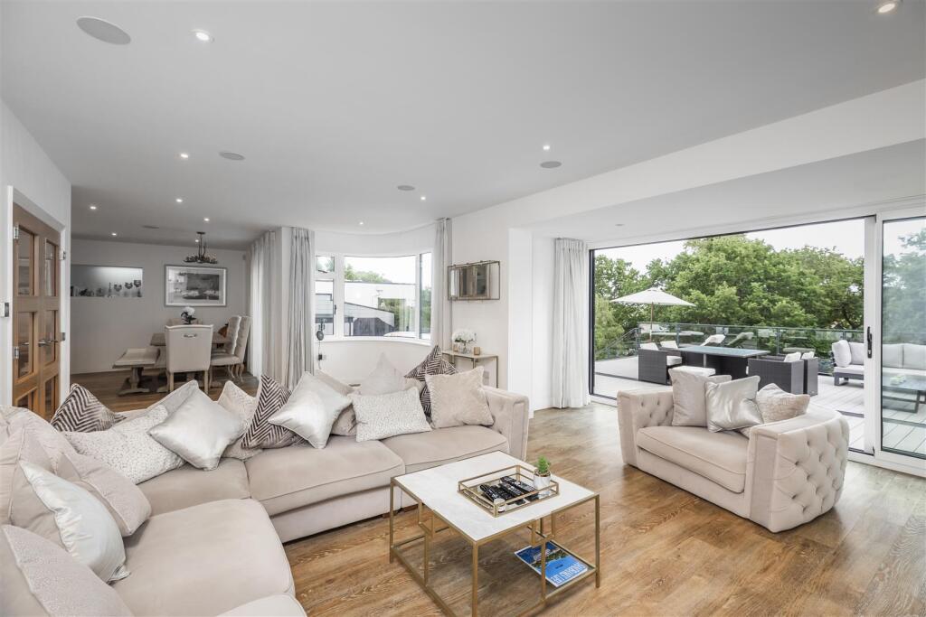 Additional image 3 of Blake Hill Crescent, Lilliput