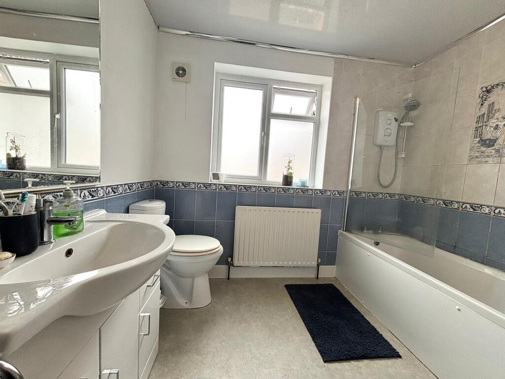 Additional image 15 of Middlebrook Rise, Bradford