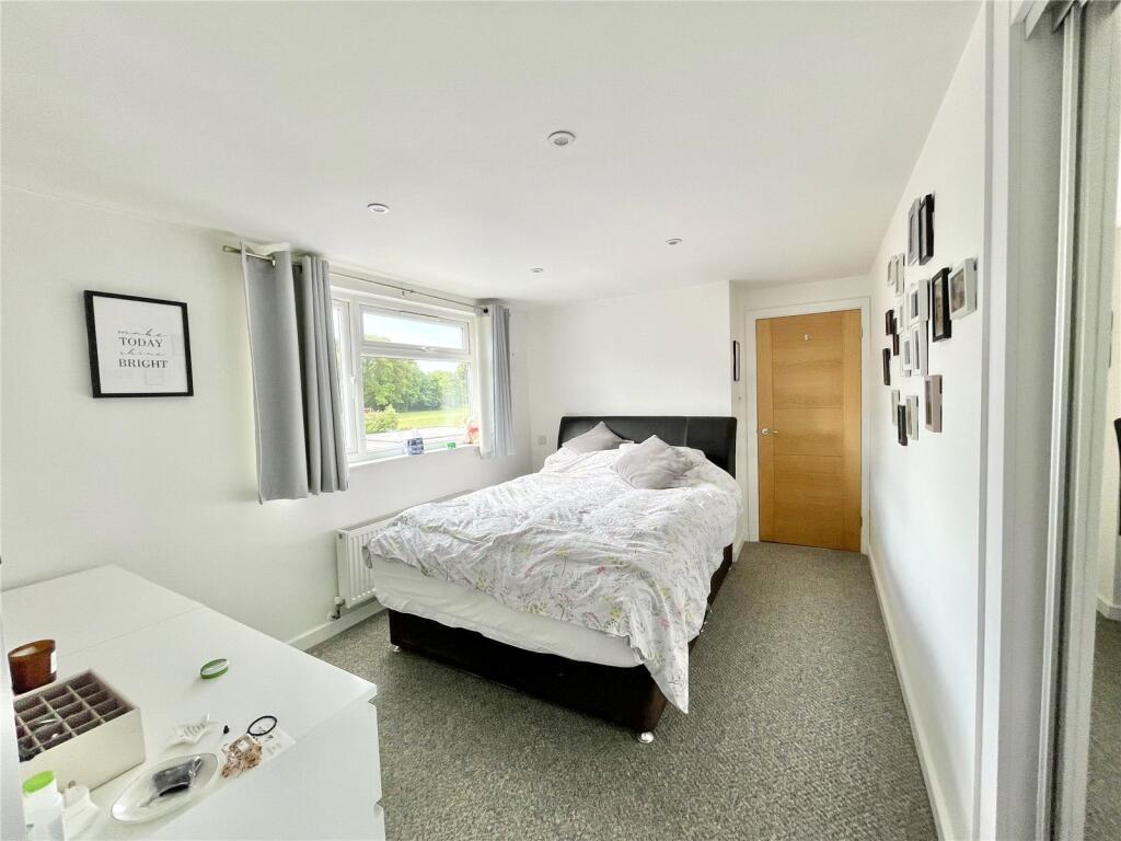 Additional image 15 of Smugglers Lane North, Highcliffe On Sea, Christchurch, Dorset, BH23