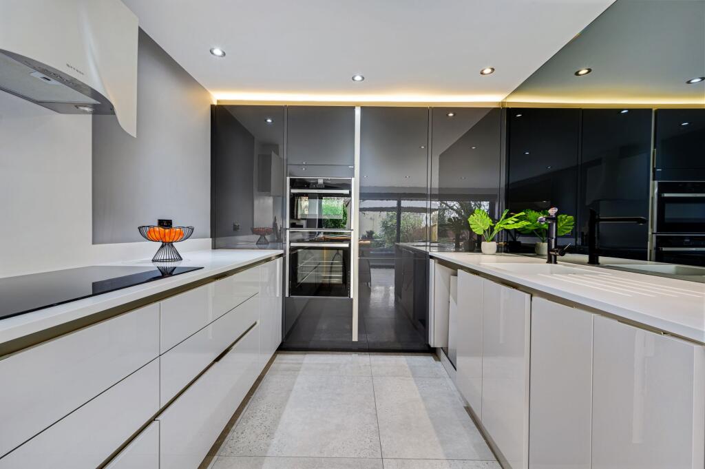 Additional image 10 of Greenmount Close, Heaton, BL1 5 – Exclusive Gated Home with a South-Facing Garden & Luxury Interiors