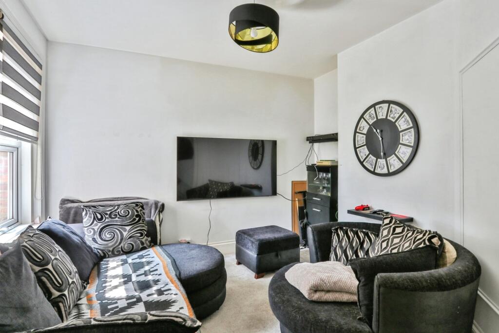 Additional image 4 of Sedgley Road, BOURNEMOUTH, Dorset, BH9