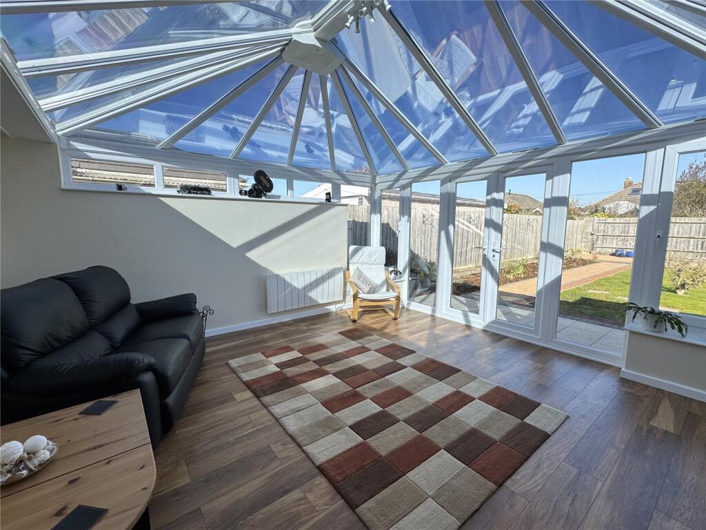 Additional image 12 of Heathwood Avenue, Barton On Sea, Hampshire, BH25