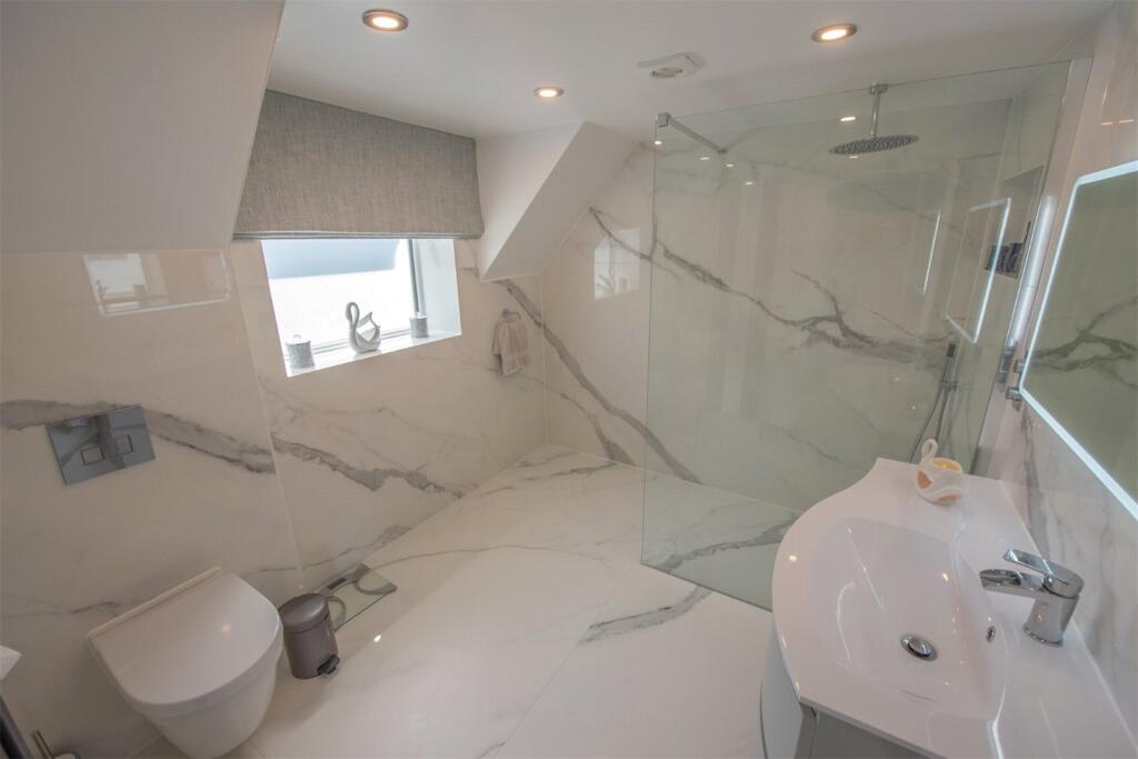 Additional image 14 of Applegarth, Beech Hill Road, Carleton, BD23 3EN