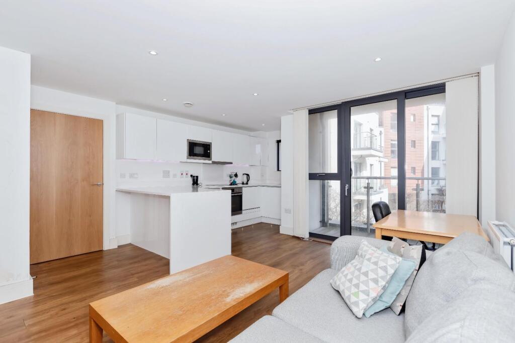 Additional image 4 of Clifton Hill, Brighton