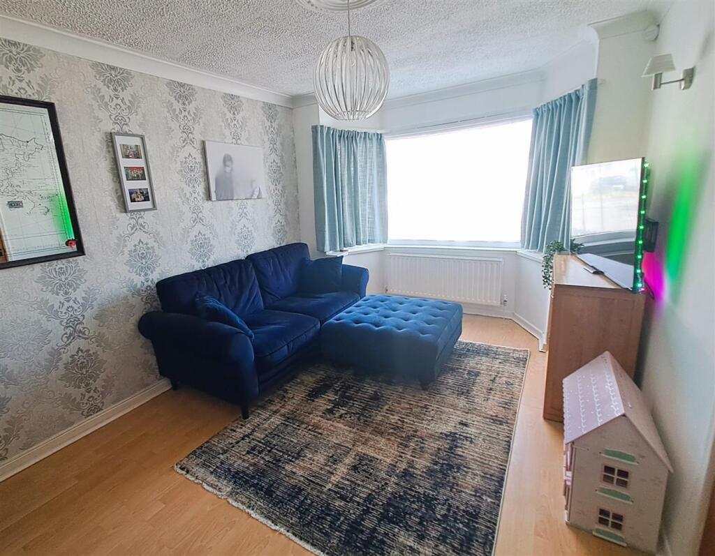 Additional image 16 of Beverley Grove, Sheldon, Birmingham