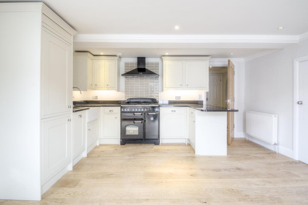 Additional image 3 of High Street, Arundel