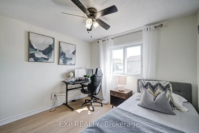 Additional image 23 of 3 Cotton Grass St