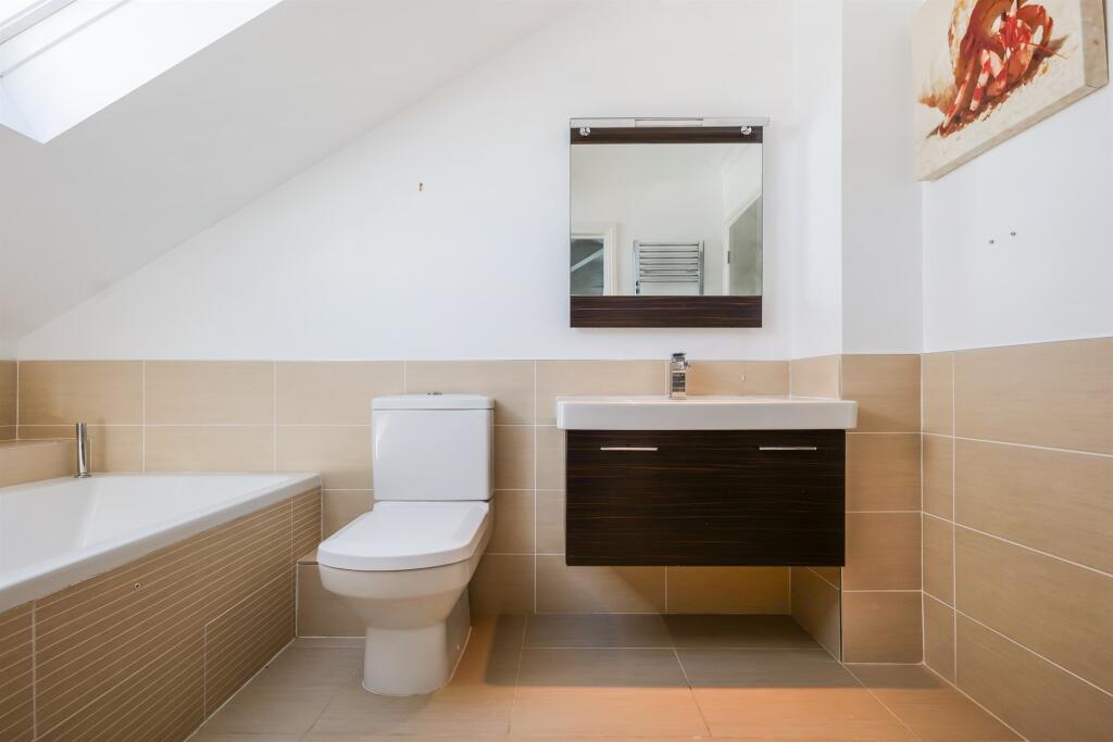 Additional image 22 of Broadstone