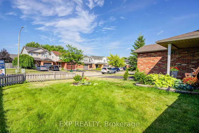 Additional image 6 of 3 Cotton Grass St
