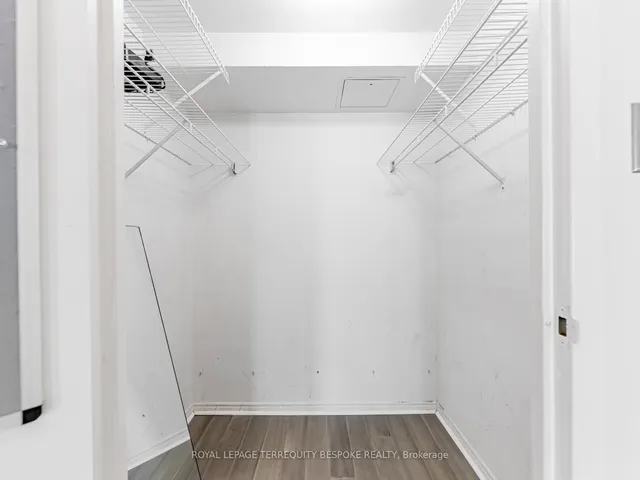 Additional image 17 of 10 Queens Quay Unit 811