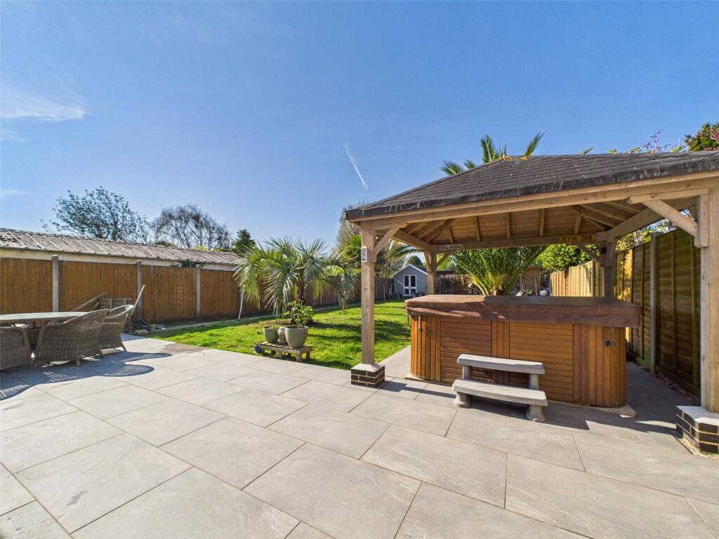 Additional image 2 of Broadway, Hengistbury Head, Bournemouth, Dorset, BH6