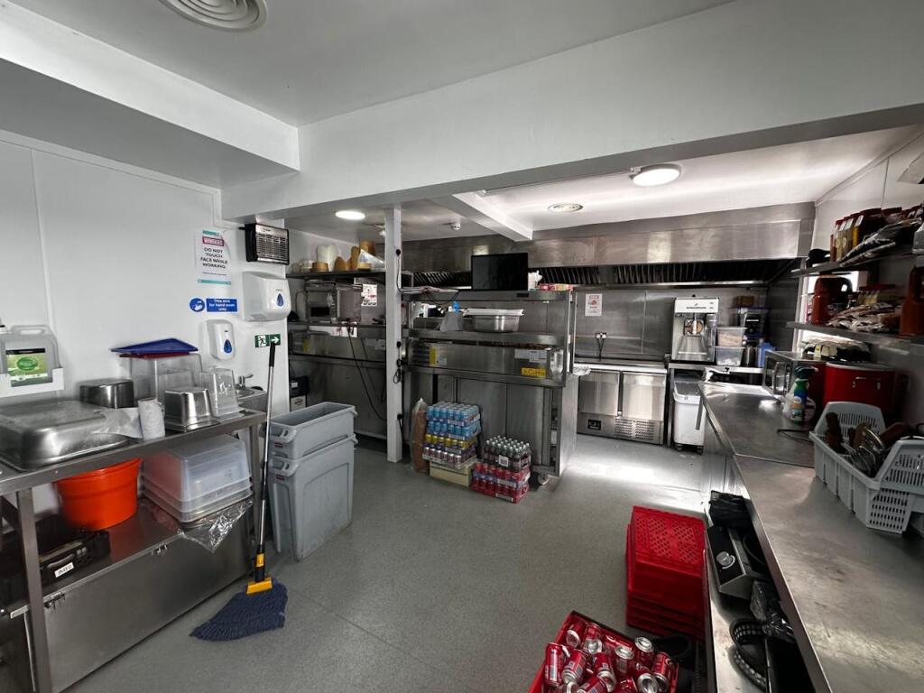 房产图片 8 - 伯明翰哈本本高街152A号，邮编B17 9NP