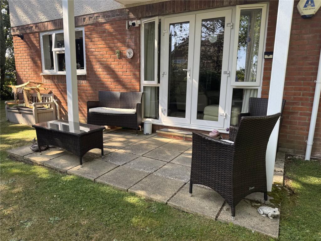 Additional image 14 of Caslake Close, New Milton, Hampshire, BH25