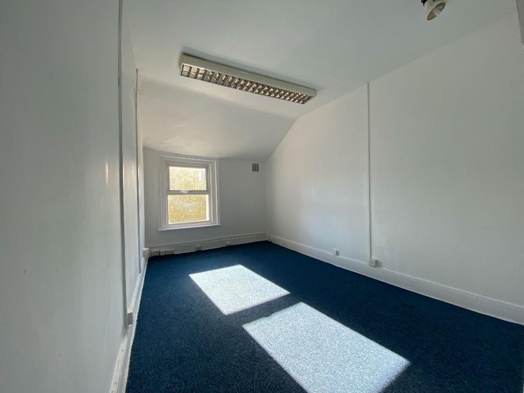 Additional image 4 of 2nd Floor, 4 Lansdowne Crescent, Bournemouth, Dorset, BH1 1RX