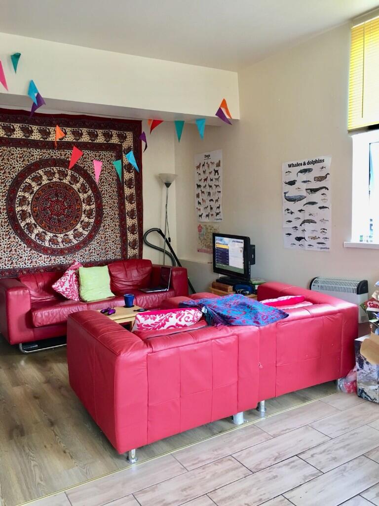 Additional image 2 of High Street, Birmingham, B14