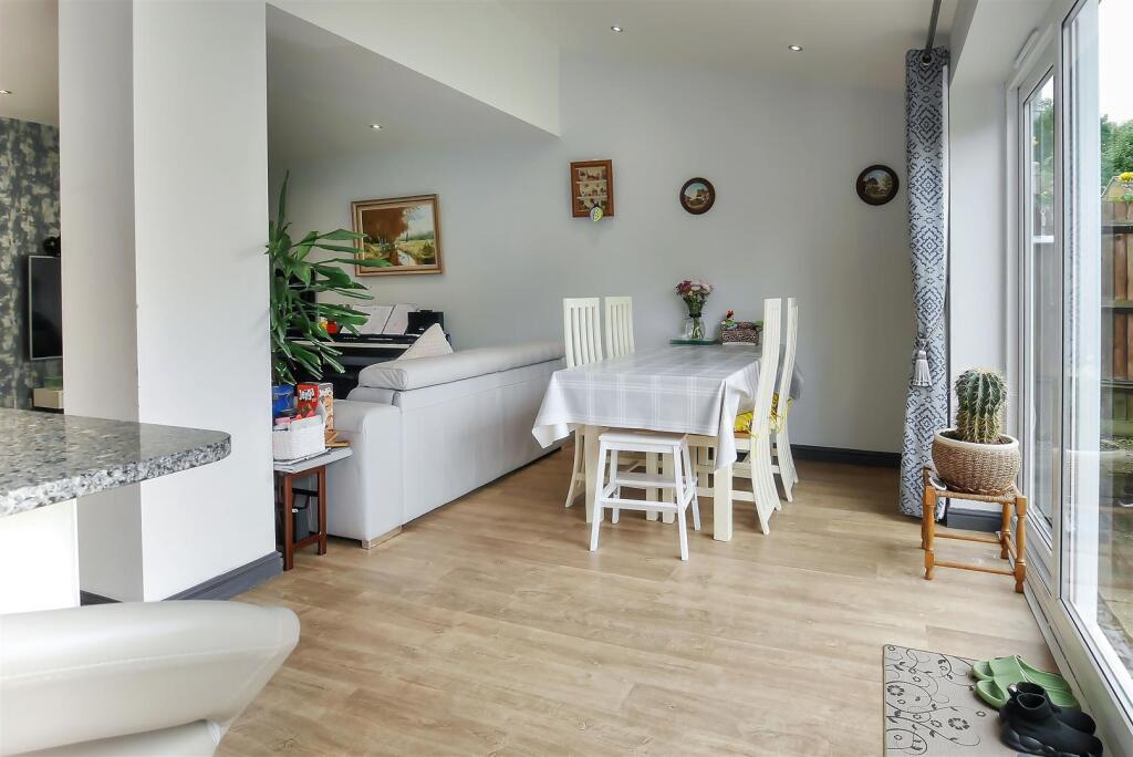 Additional image 16 of Kingfisher Drive, Littlehampton