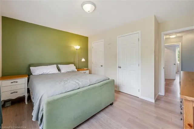 Additional image 18 of 23 Howe Dr Unit 8