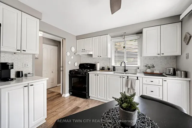 Additional image 10 of 415 Morgan Ave Unit 15