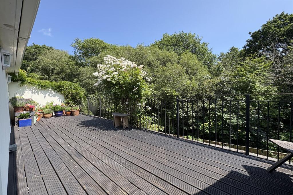 Additional image 7 of Broadstone