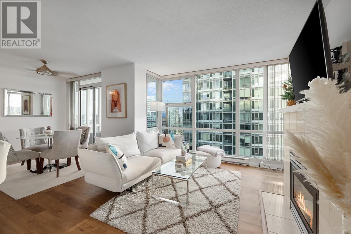 2201 1077 MARINASIDE CRESCENT|Vancouver, British Columbia V6Z2Z2