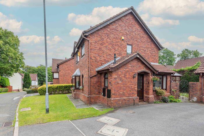 Additional image 4 of 5 Glentress Mews Heaton Bolton  BL1 5JS