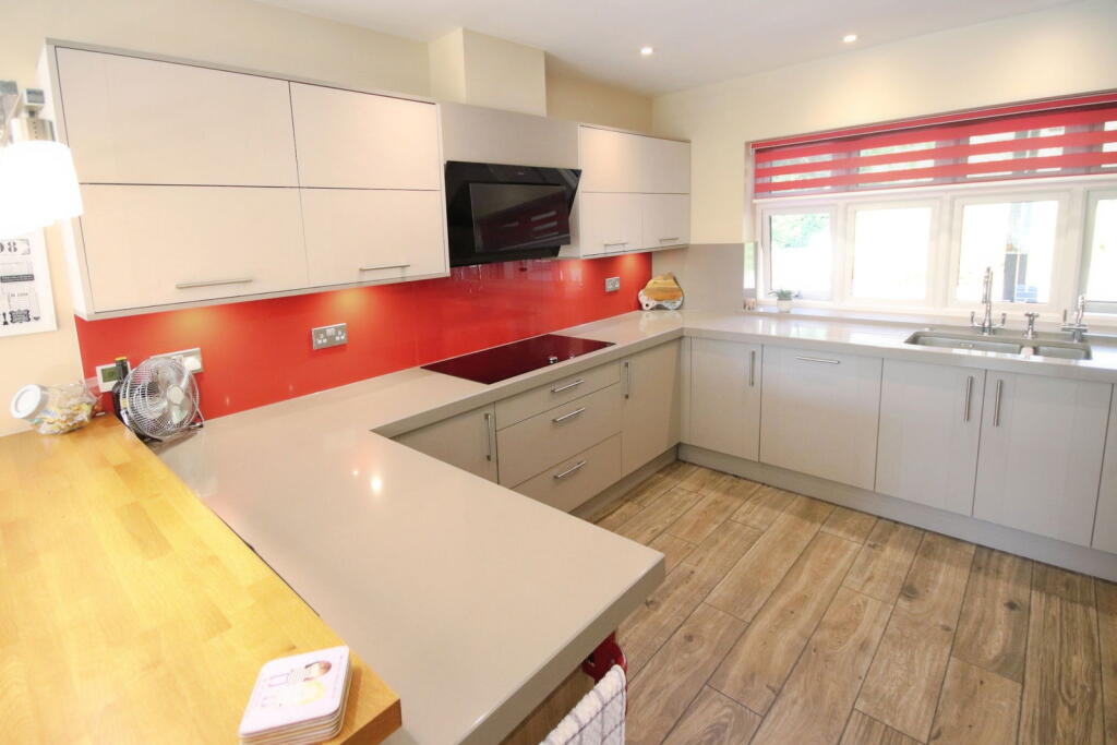 Additional image 6 of Whincroft Drive, Ferndown, BH22 9LJ