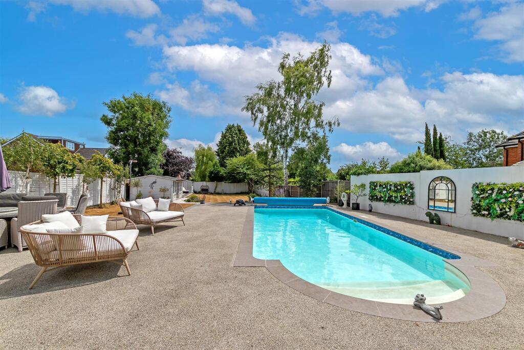 Additional image 25 of Watford Road, St. Albans