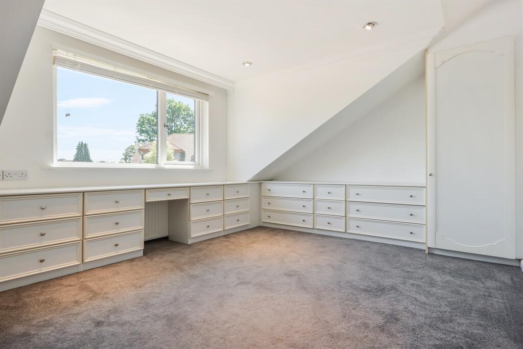 Additional image 20 of Broadstone