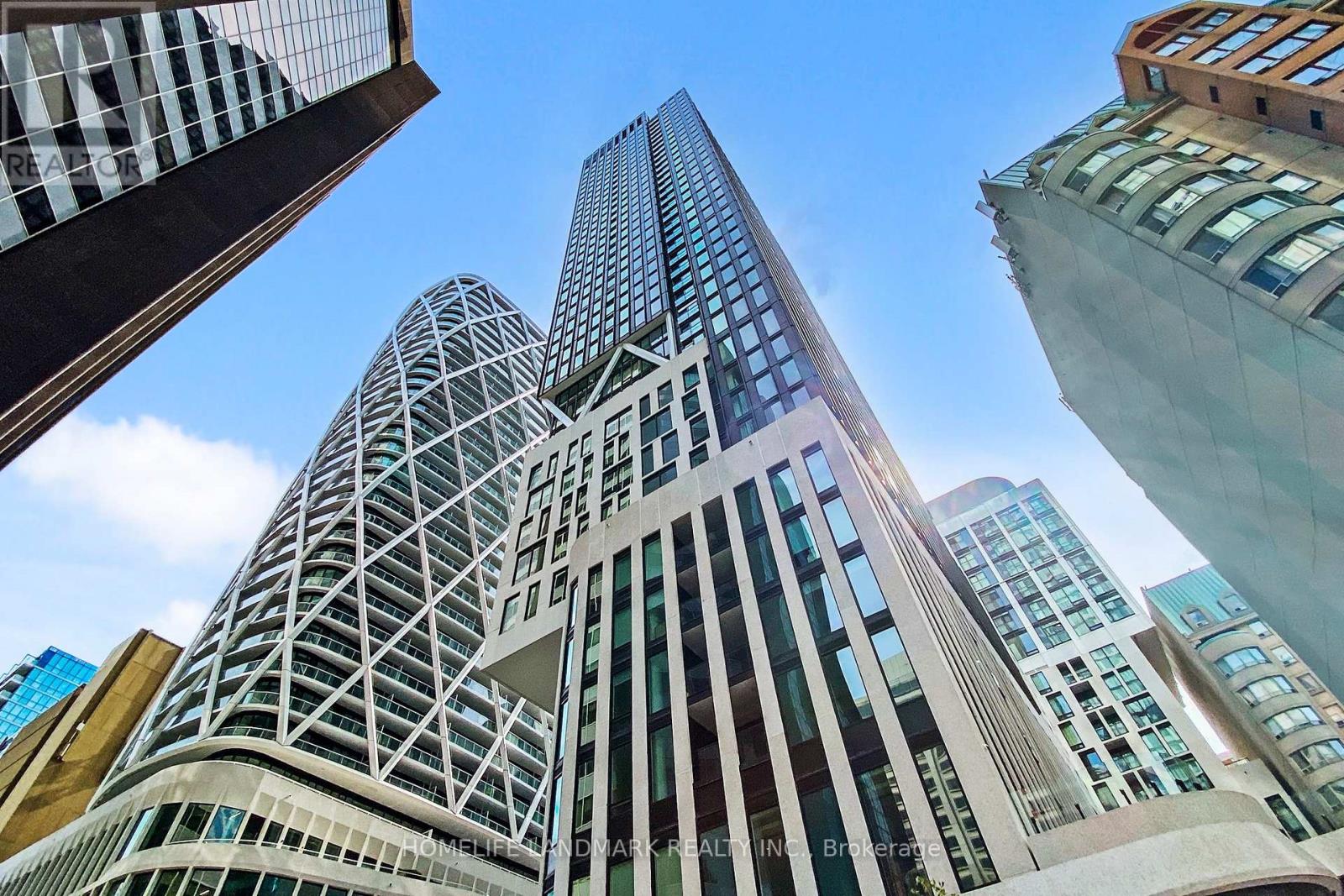 403 - 238 SIMCOE STREET|Toronto (Kensington-Chinatown), Ontario M5T0E2