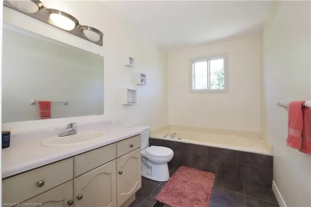 Additional image 23 of 48 Lynnvalley Cres