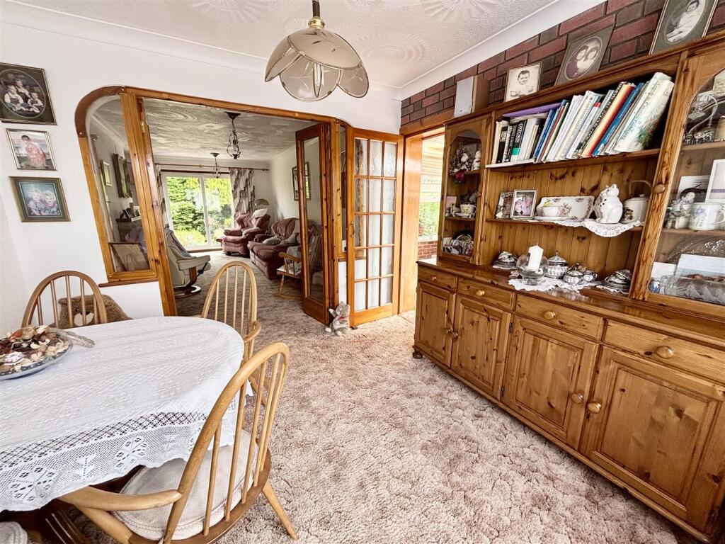 Additional image 5 of Richard Close, Upton