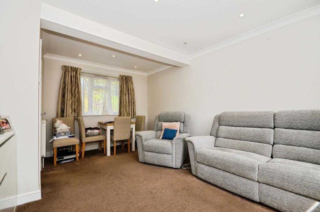 Additional image 4 of Batchwood Drive, ST. ALBANS