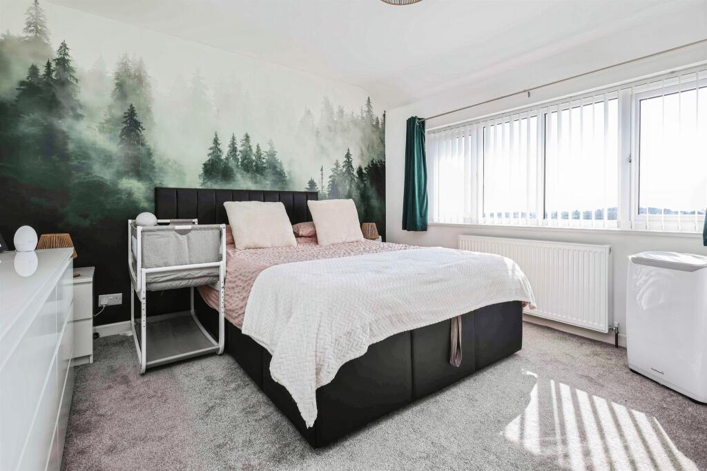 Additional image 6 of Crendon Road, ROWLEY REGIS