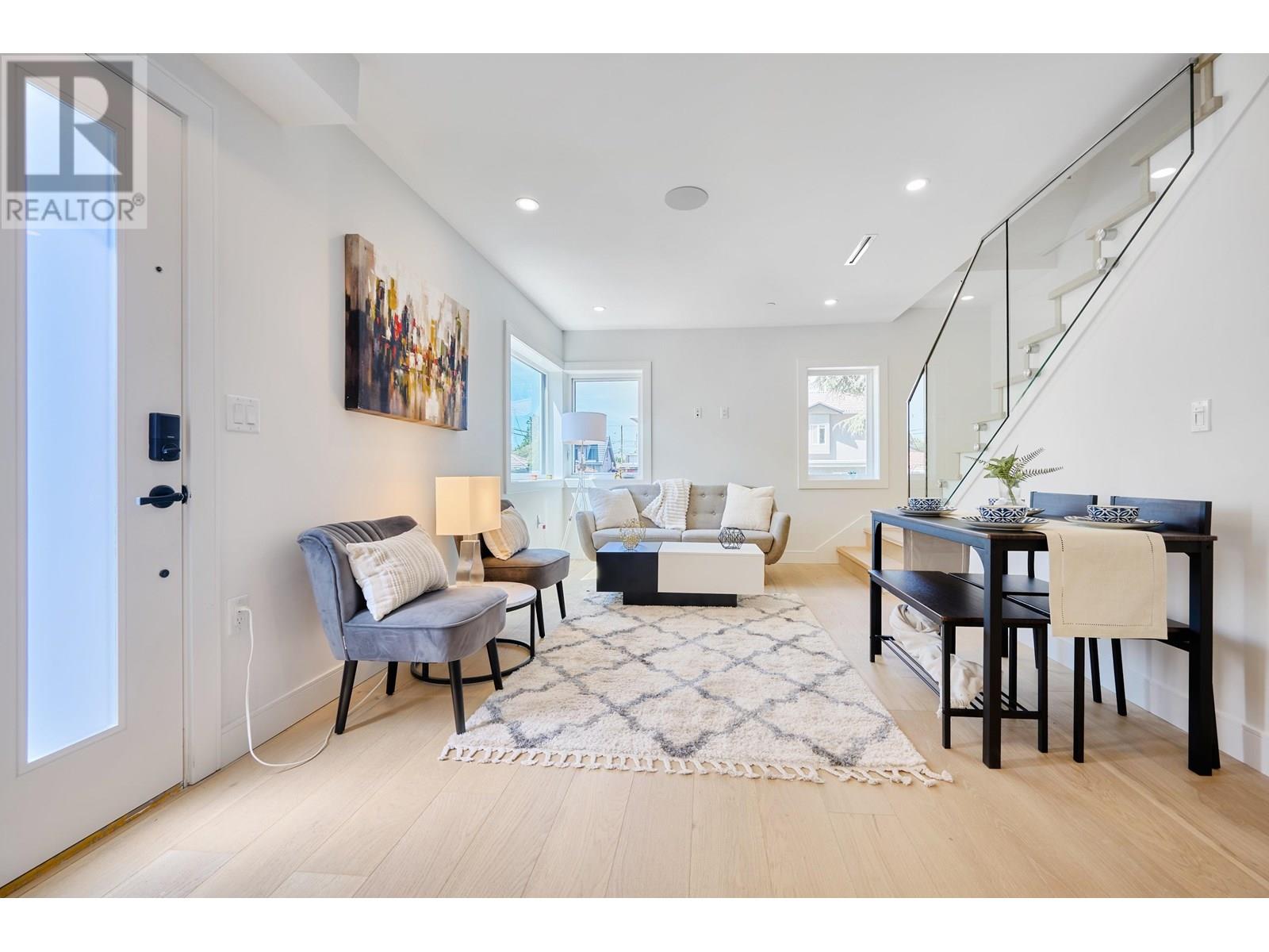 810 E 51ST AVENUE|Vancouver, British Columbia V5X1E5