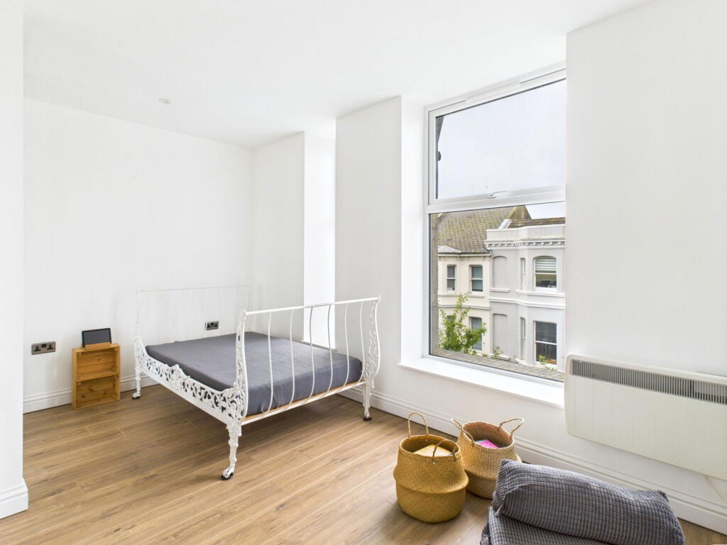 Additional image 2 of Chapel Road, Worthing BN11 1BE