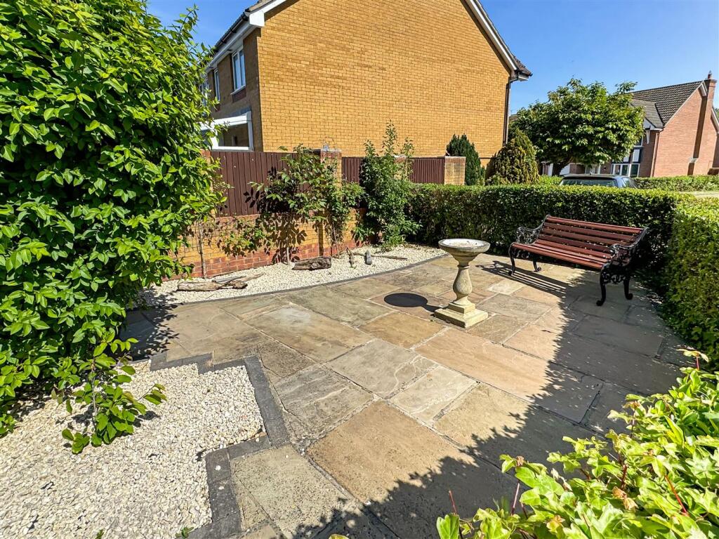 Additional image 24 of Linnet Close, Littlehampton