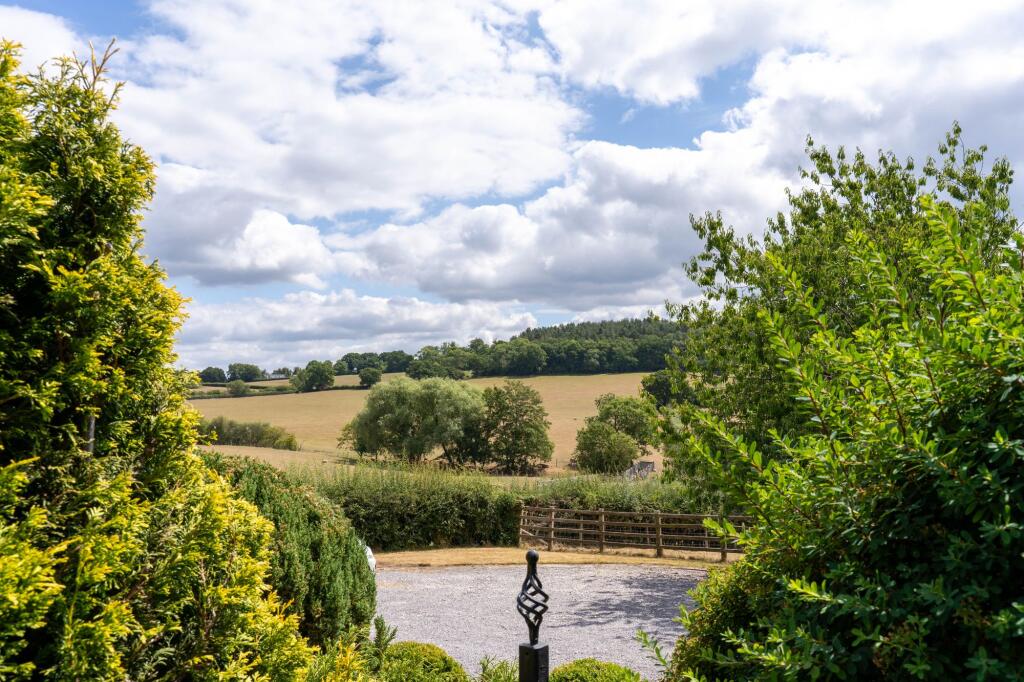 Additional image 26 of Redditch Road, Alvechurch, B48