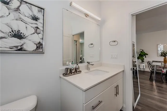 Additional image 20 of 399 Queen St Unit 313