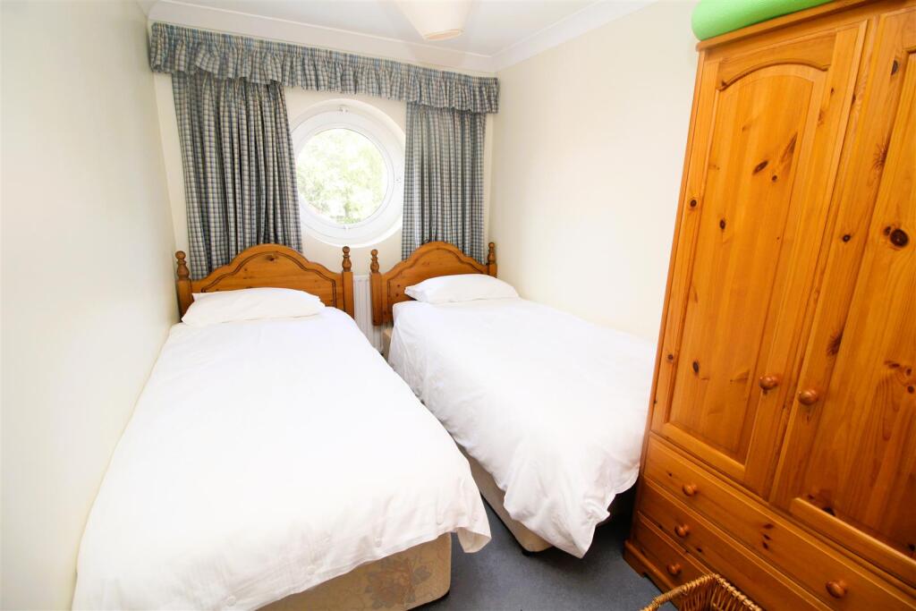 Additional image 16 of Lake Avenue, Poole