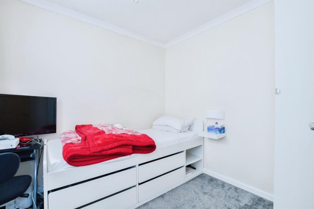 Additional image 11 of Leybourne Avenue, Bournemouth