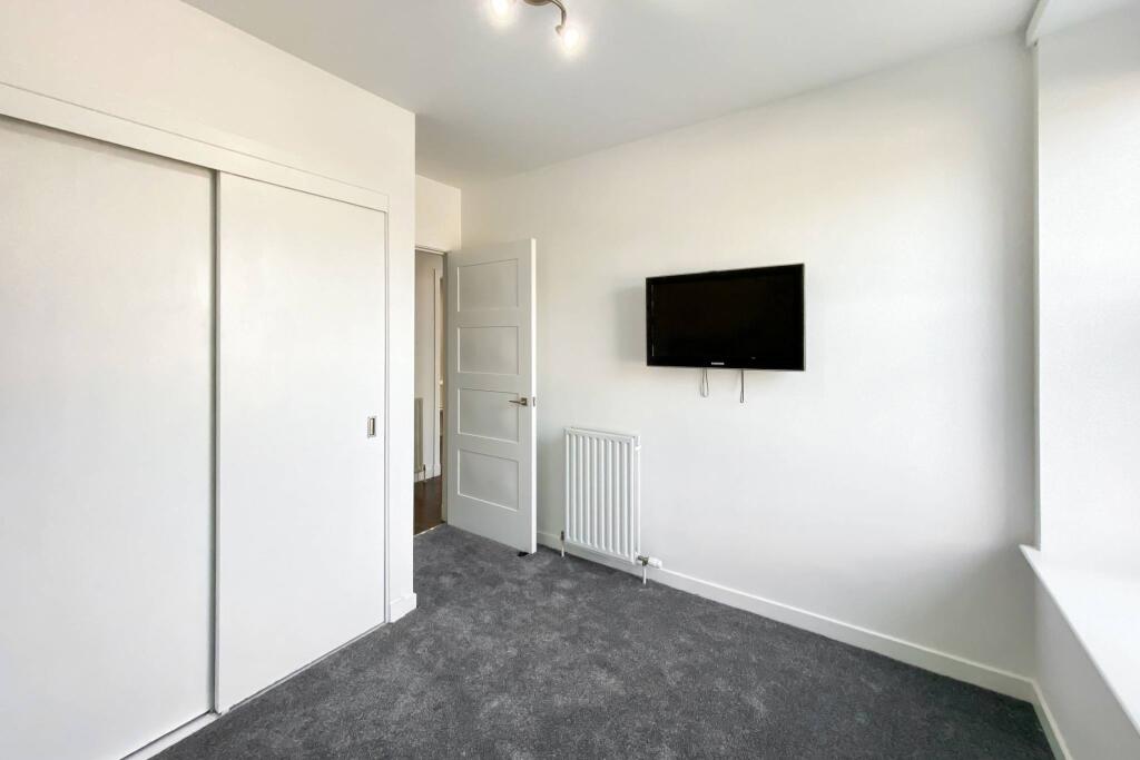 Additional image 8 of 142 Urquhart Road, Aberdeen, AB24 5DN