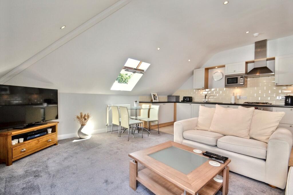 Additional image 4 of Broadstone