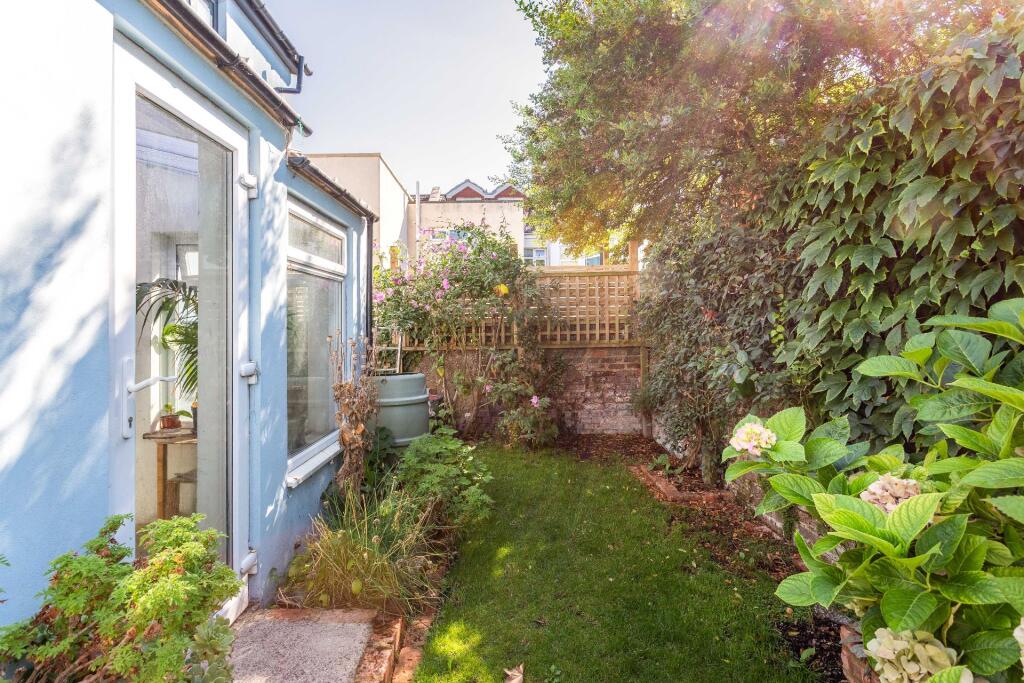 Additional image 23 of Crescent Road, Brighton