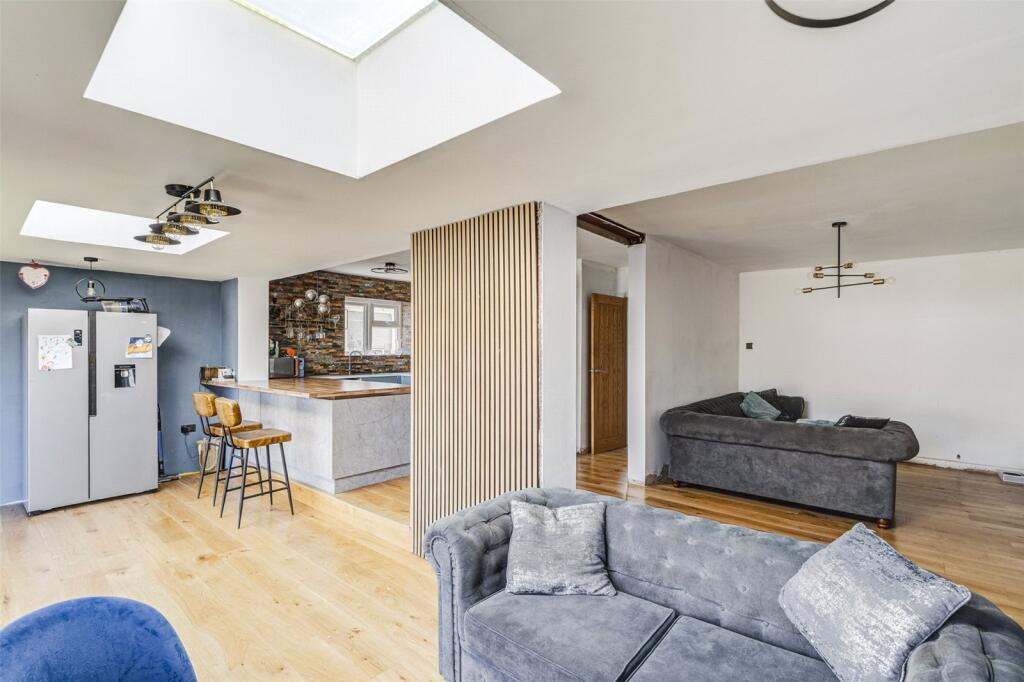 Additional image 27 of Benedict Drive, Worthing, West Sussex, BN11