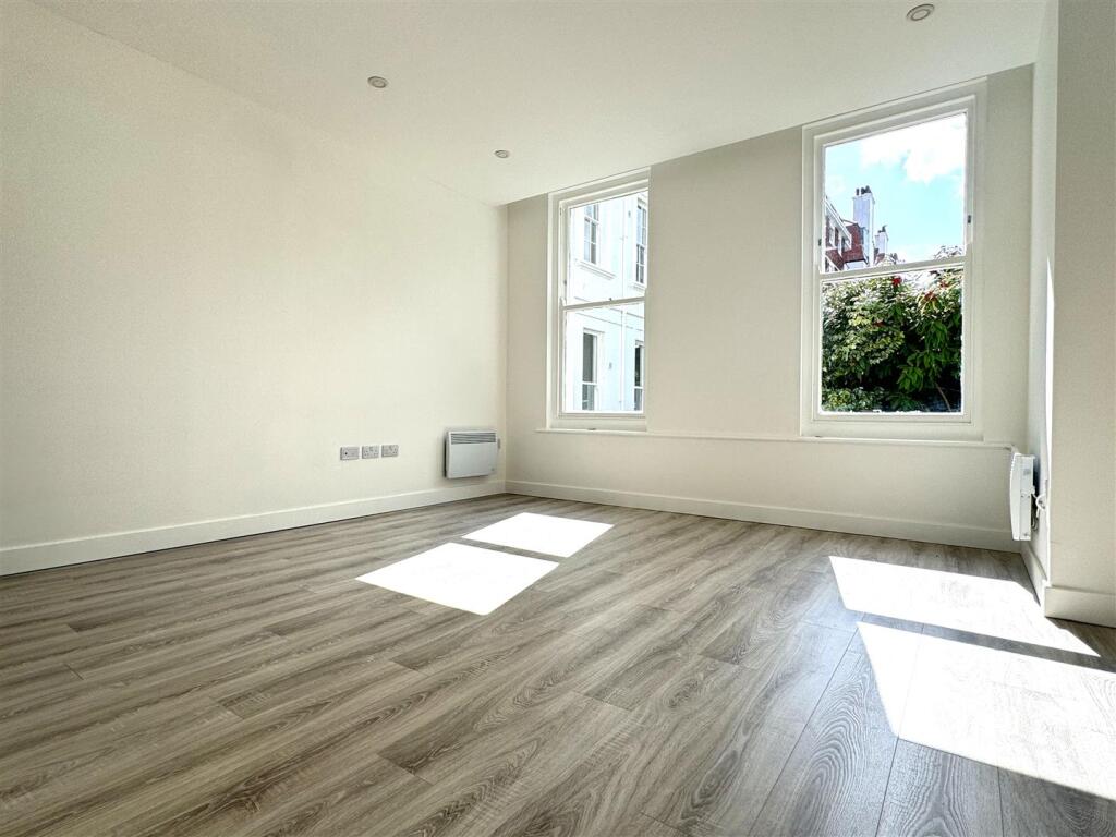 Additional image 2 of Hartington Place, Eastbourne BN21 3BG