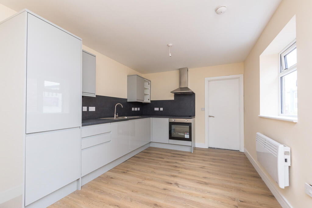 Additional image 2 of 10 Canal Street, Oldbury, West Midlands, B69 4FQ