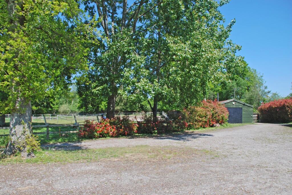 Additional image 26 of South Drive, Ossemsley, New Milton, BH25