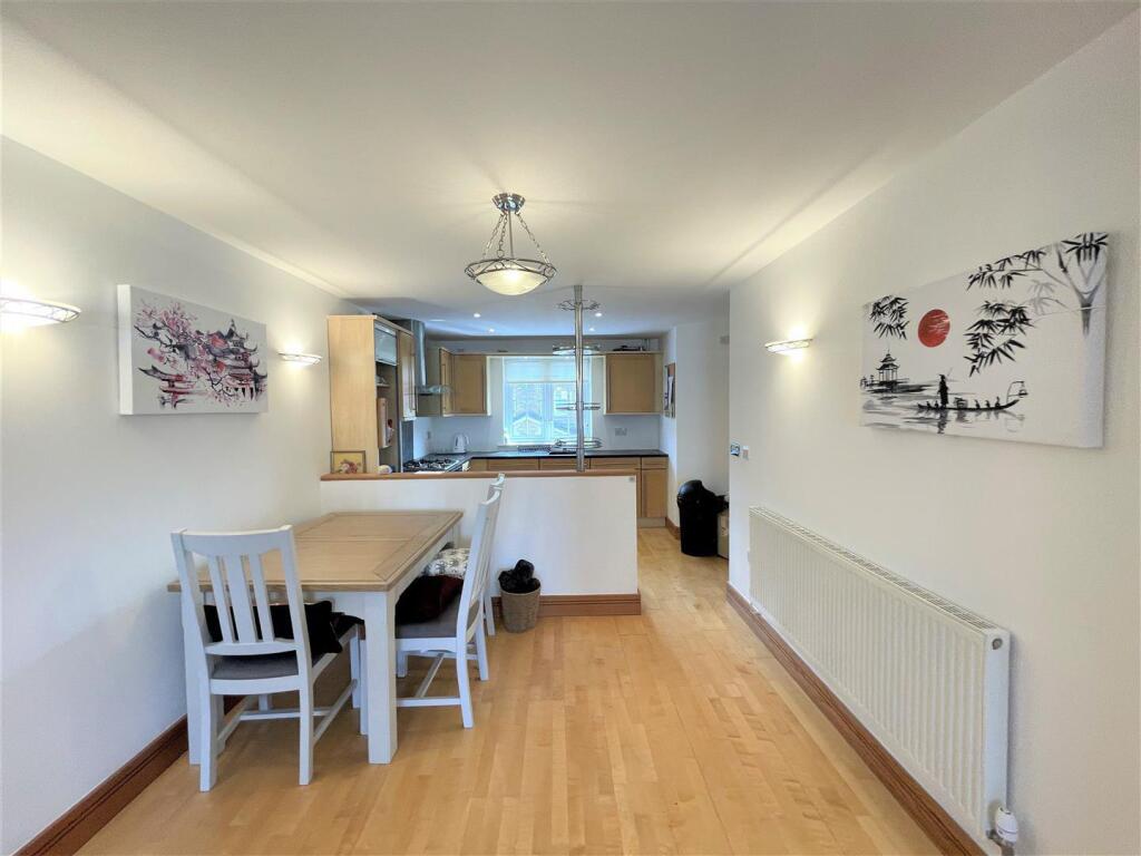 Additional image 4 of Silver Strand West, Eastbourne, BN23 5NP