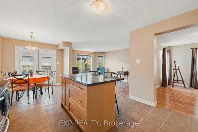 Additional image 5 of 98 Riehm St