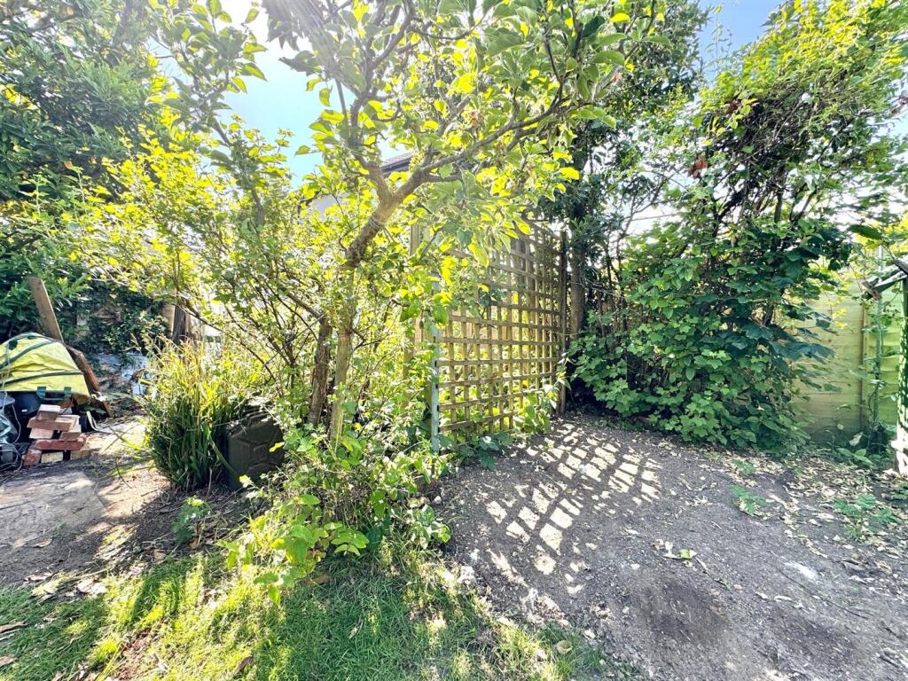 Additional image 23 of Baring Road, Hengistbury Head